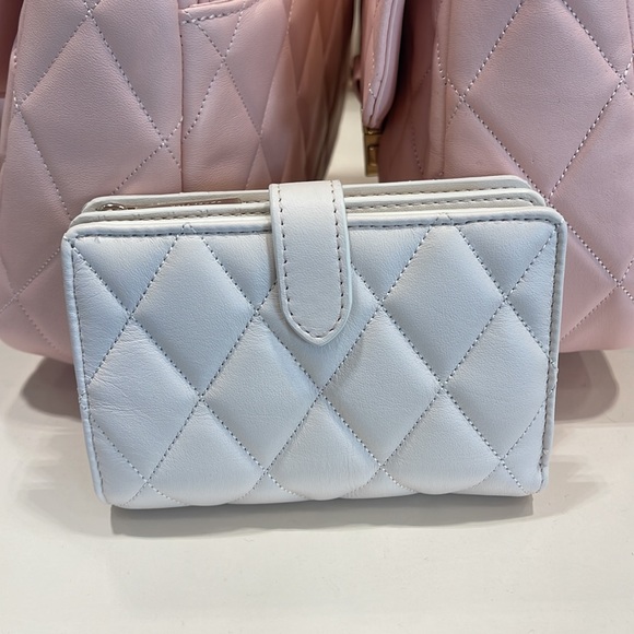 Kate Spade Carey Medium Compartment Bifold Wallet 
COLOR: Parchment - Picture 6 of 16